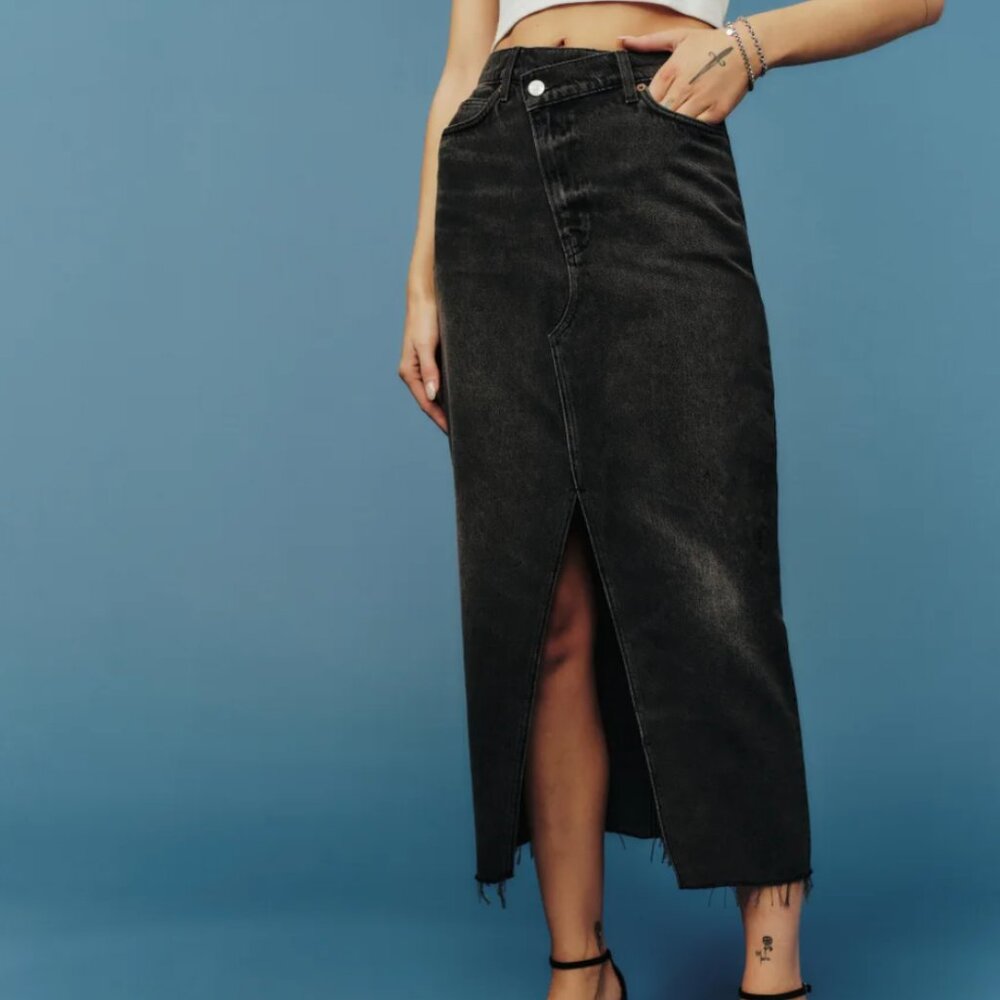 Reformation Nila Long Denim Skirt in Black Size 28